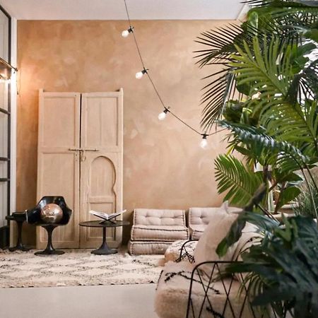 Haert Boutique Wellness Suites City Centre 哈莱姆 外观 照片