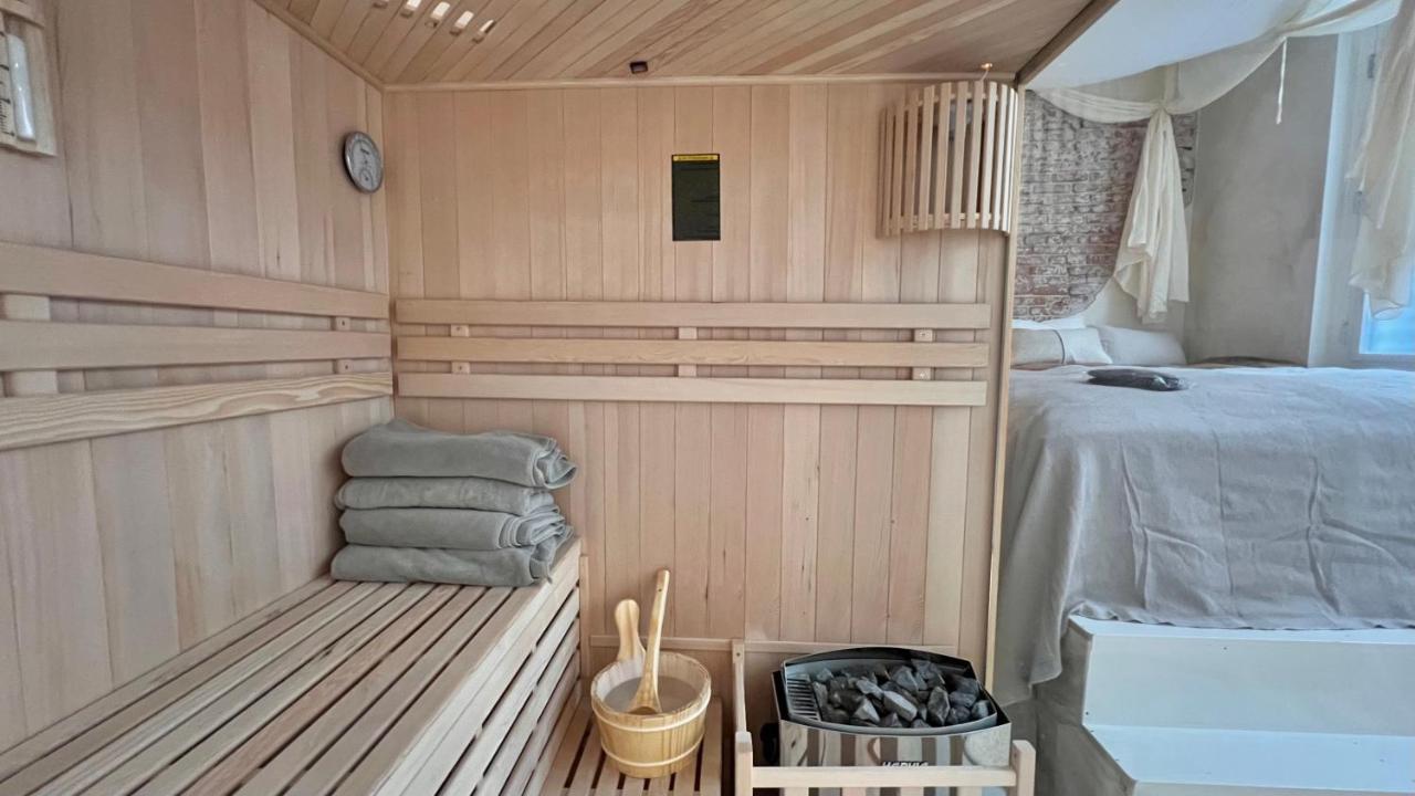 Haert Boutique Wellness Suites City Centre 哈莱姆 外观 照片